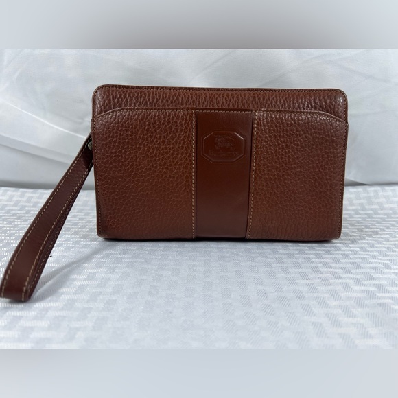 Burberrys of London Brown Pebbled Leather Wristlet with Plaid Lining (Vintage) - Picture 1 of 13